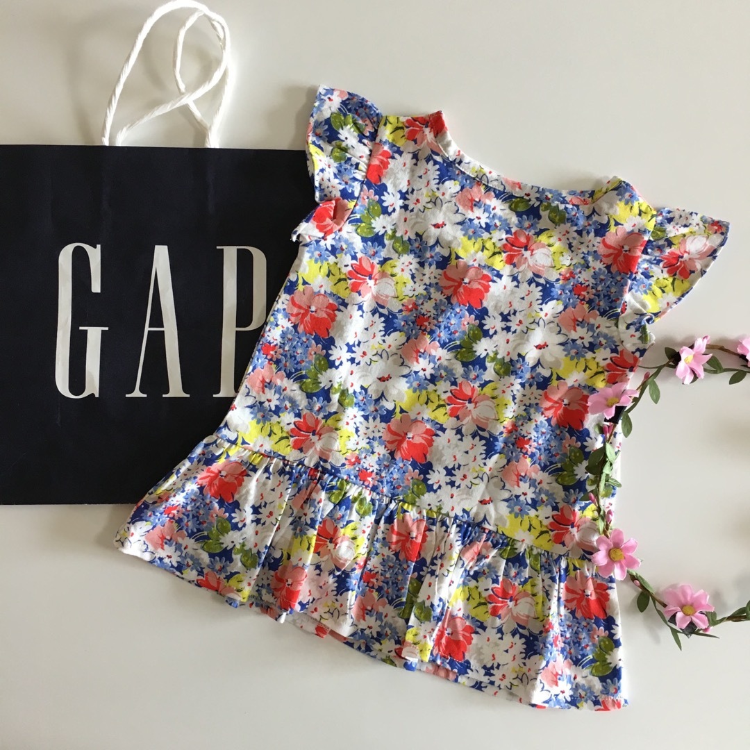 babyGAP(ベビーギャップ)の新品♡baby gap♡チュニック♡花柄/ラルフローレン/ユニクロ/ H&M/他 キッズ/ベビー/マタニティのキッズ服女の子用(90cm~)(Tシャツ/カットソー)の商品写真