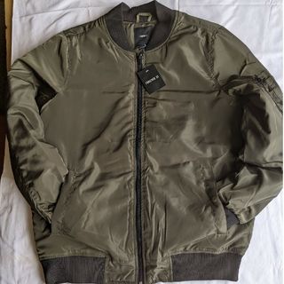 FOREVER 21 - 新品・未使用 ★FOREVER21 Men’s  NYLON 中綿  ジャケット