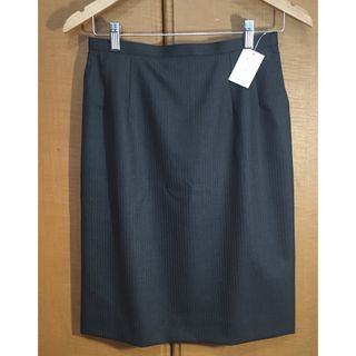 ボンマックス(BONMAX)の⭐️事務服　13号　スカート　制服　オフィスユニフォーム  新品　BONMAX (ひざ丈スカート)