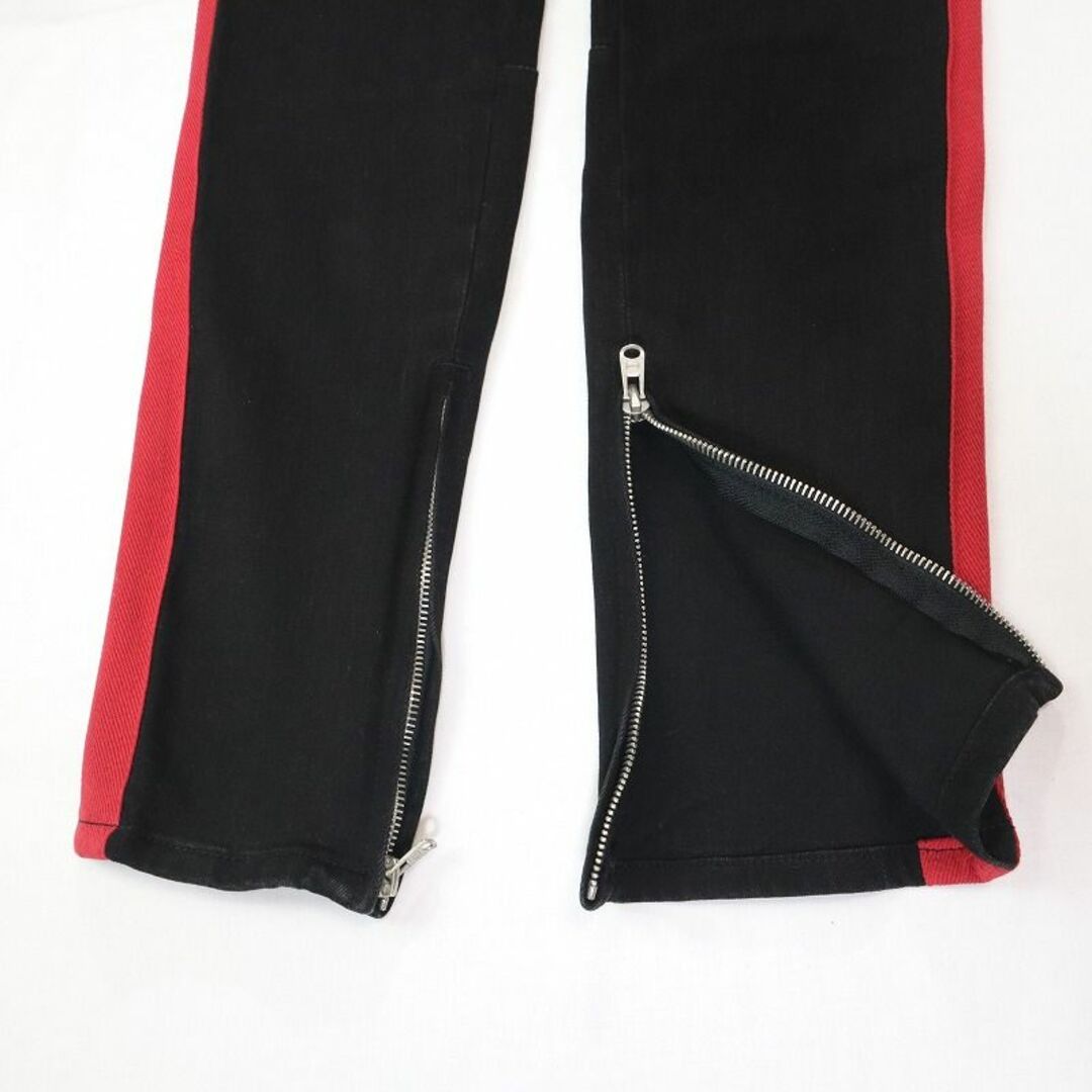 mnml(ミニマル)の未使用 大きいサイズ ミニマル ブラックサイドラインストレートジーンズ W36 メンズのパンツ(デニム/ジーンズ)の商品写真