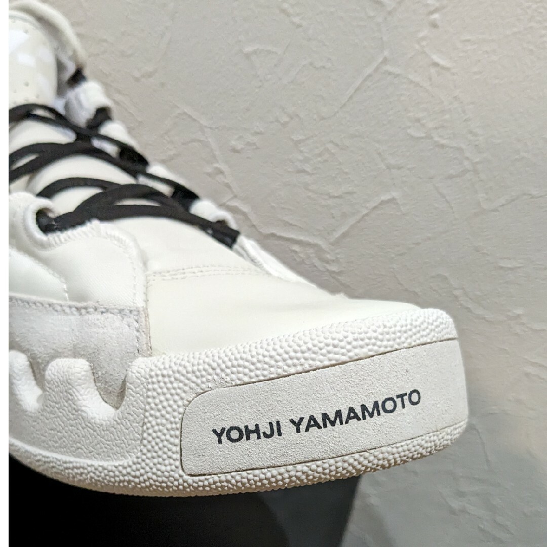 Y-3(ワイスリー)のY3 ハイカットスニーカー ホワイト WHITE 24.5cm レディースの靴/シューズ(スニーカー)の商品写真