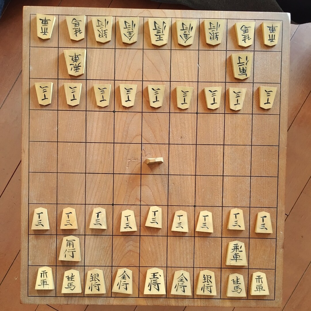 将棋盤 エンタメ/ホビーのテーブルゲーム/ホビー(囲碁/将棋)の商品写真