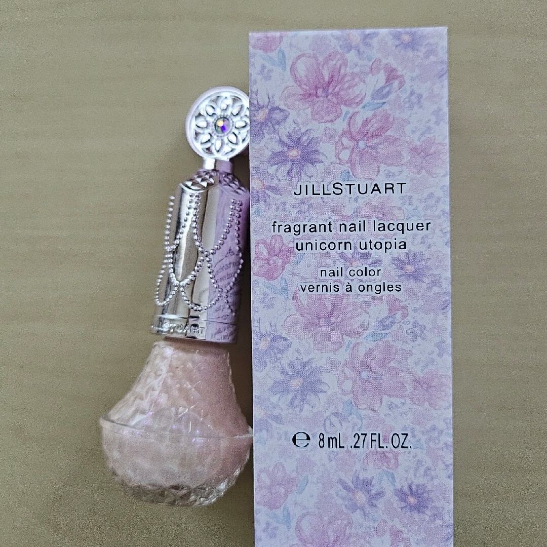 JILLSTUART(ジルスチュアート)のジルスチュアート フレグラントネイルラッカー ユニコーンユートピア 01 限定 コスメ/美容のネイル(マニキュア)の商品写真