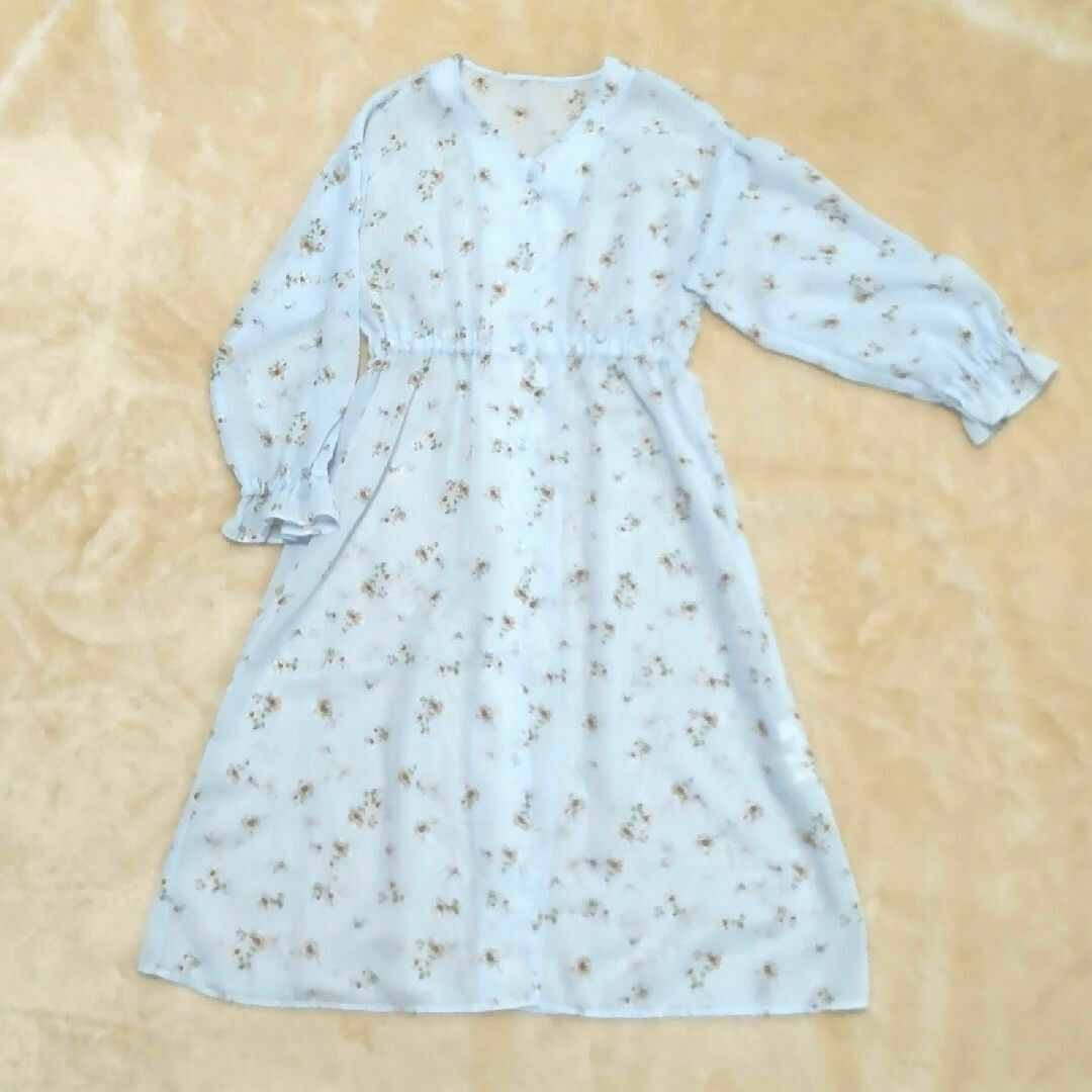 GU(ジーユー)のGU　ジーユー　140　ワンピース　水色　花柄　キッズ キッズ/ベビー/マタニティのキッズ服女の子用(90cm~)(ワンピース)の商品写真