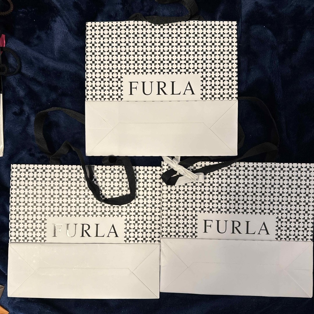 Furla(フルラ)のFURLA フルラ 紙袋 レディースのバッグ(ショップ袋)の商品写真