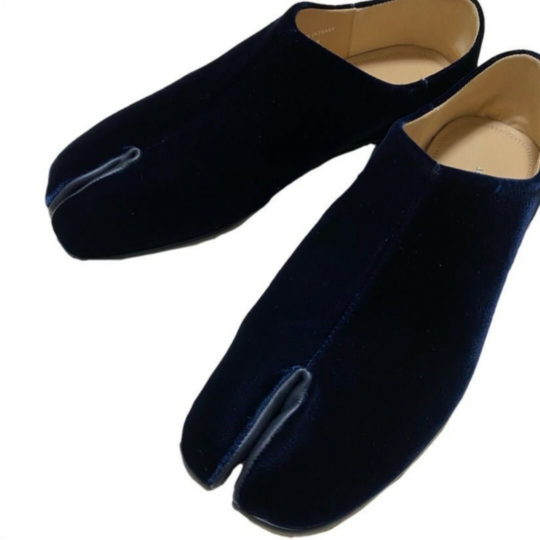 Maison Martin Margiela(マルタンマルジェラ)のマルジェラ　足袋　バブーシュ　ベルベット　スリッポン メンズの靴/シューズ(スリッポン/モカシン)の商品写真