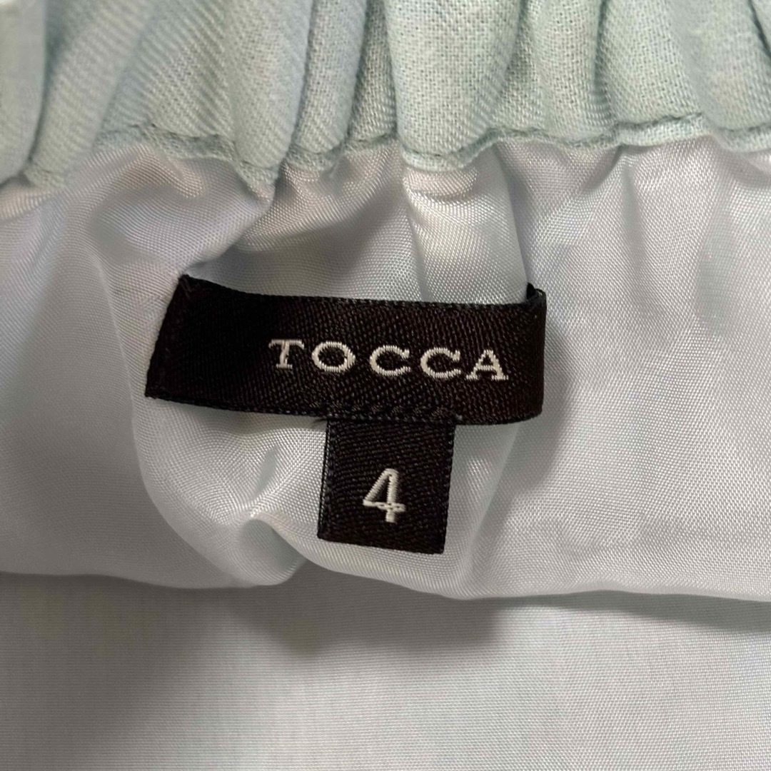 TOCCA(トッカ)の【美品】TOCCA トッカ❗️レディース　花柄フレアスカート　刺繍　ブルー　Ｌ レディースのスカート(ひざ丈スカート)の商品写真