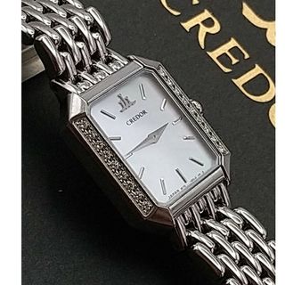 激レア・定価約10万】ユニック YUNIK レディース 時計 腕時計 花の通販 激レア・定価約10万】ユニック YUNIK レディース 時計 腕時計 花の通販