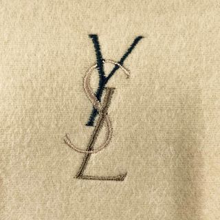 イヴサンローラン(Yves Saint Laurent)の【新品•未使用】YSL イブサンローラン　ボアシーツ 140×240 布団　高級(シーツ/カバー)