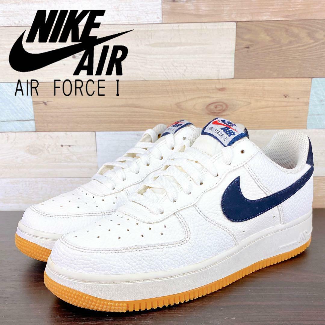 NIKE(ナイキ)のNIKE AIR FORCE 1 LOW 07 24.5cm レディースの靴/シューズ(スニーカー)の商品写真