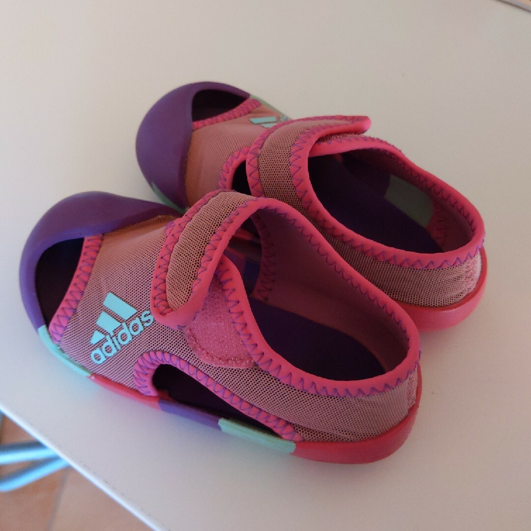 adidas(アディダス)のadidas　サンダル キッズ/ベビー/マタニティのベビー靴/シューズ(~14cm)(サンダル)の商品写真