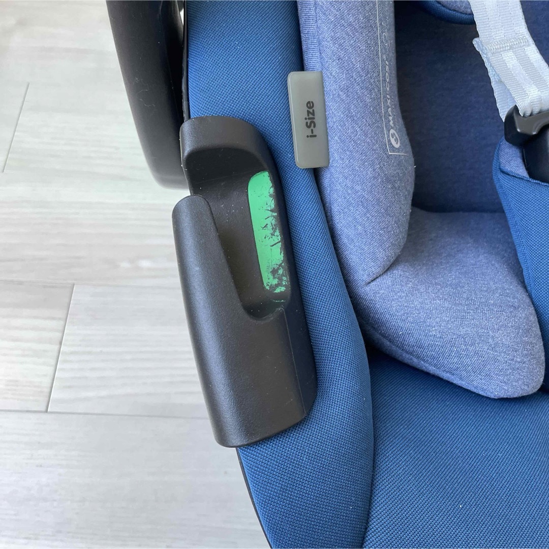 Maxi-Cosi(マキシコシ)のマキシコシ　ペブル360 チャイルドシート ISOFIX ベビーキャリア　車載 キッズ/ベビー/マタニティの外出/移動用品(自動車用チャイルドシート本体)の商品写真