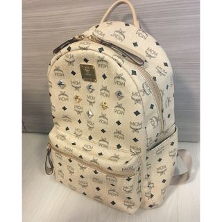 MCM - ruru様専用♡【保証書付き正規品】MCM♡バックパック(M)の通販