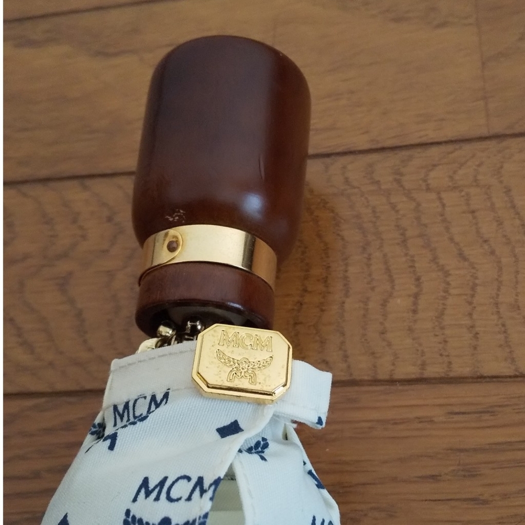 MCM(エムシーエム)の★未使用★ MCM 折りたたみ傘 レディースのファッション小物(傘)の商品写真