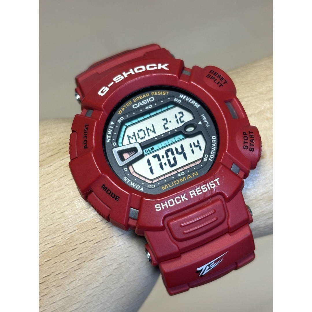 G-SHOCK(ジーショック)のG-SHOCK/コラボ/トヨタ/別注/ランクル/限定/マッドマン/ビンテージ/赤 メンズの時計(腕時計(デジタル))の商品写真