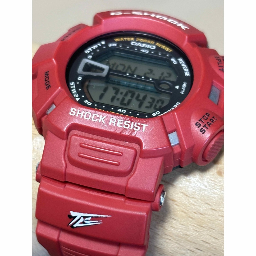 G-SHOCK(ジーショック)のG-SHOCK/コラボ/トヨタ/別注/ランクル/限定/マッドマン/ビンテージ/赤 メンズの時計(腕時計(デジタル))の商品写真