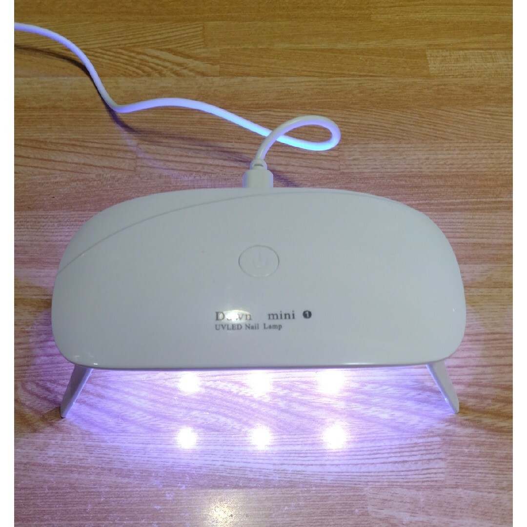 UV - LED ネイル ドライヤー コスメ/美容のネイル(ネイル用品)の商品写真