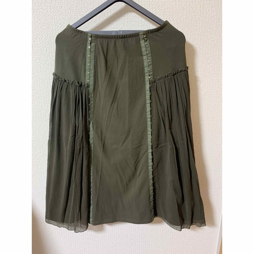 HIROKO BIS(ヒロコビス)の美品　ヒロコビス　カーキ　スカート レディースのスカート(その他)の商品写真