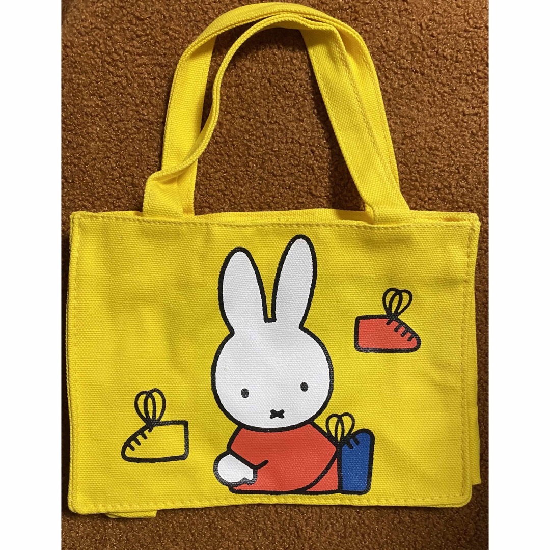 miffy(ミッフィー)のミッフィー　バック　黄色 キッズ/ベビー/マタニティのこども用バッグ(トートバッグ)の商品写真