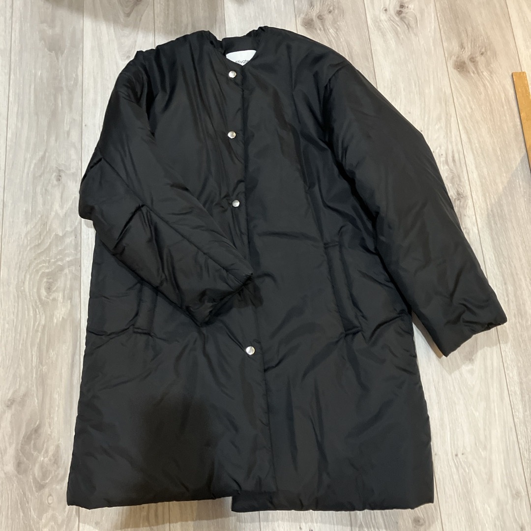 titivate(ティティベイト)のティティベイト　ブラック　ミドル丈コート レディースのジャケット/アウター(ダウンコート)の商品写真