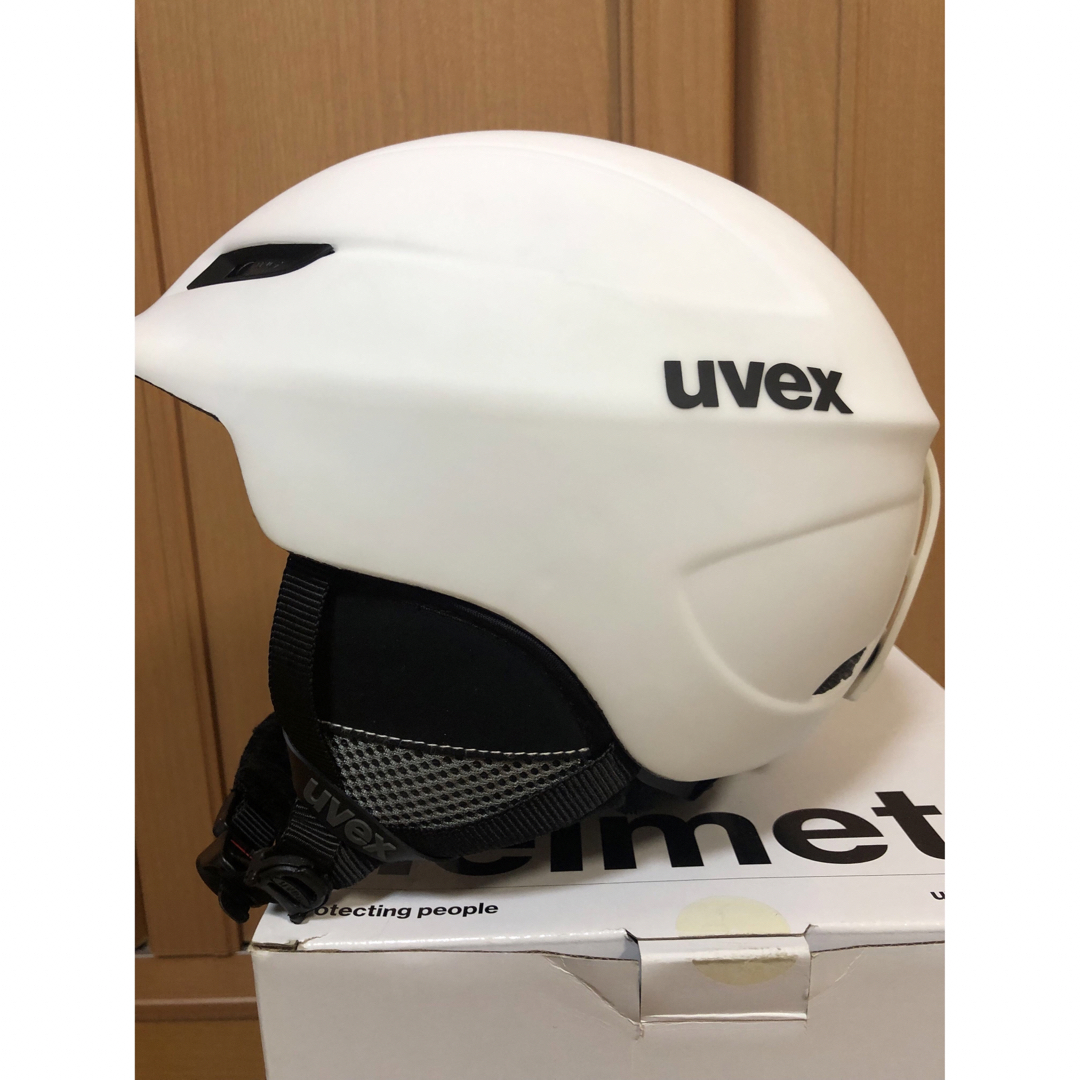 UVEX(ウベックス)のuvex  ウベックス　ヘルメット　スキー　スノーボード スポーツ/アウトドアのスキー(その他)の商品写真