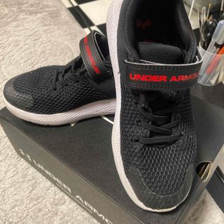 UNDER ARMOUR - アンダーアーマー/ キッズスニーカー