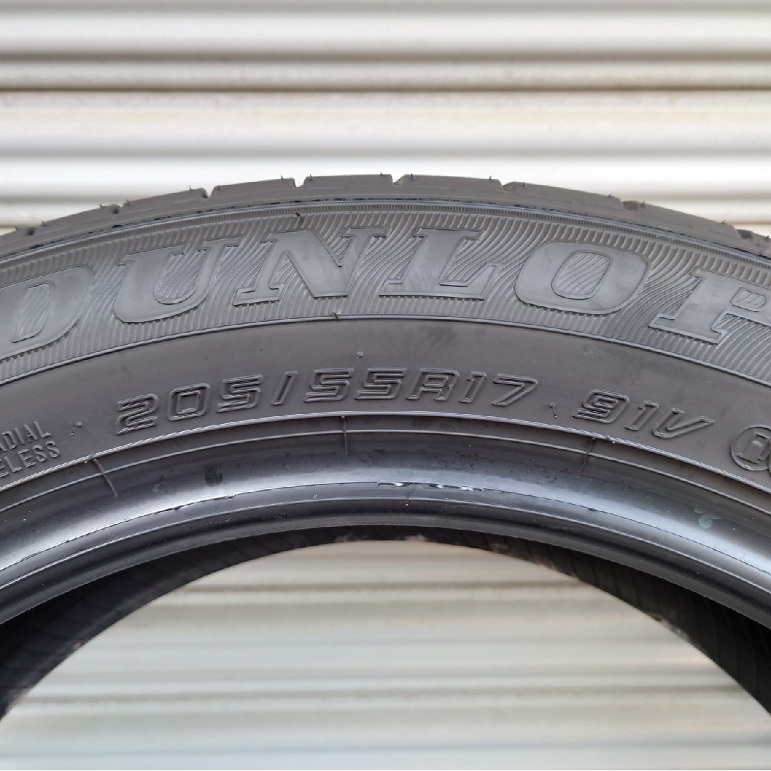 DUNLOP(ダンロップ)のダンロップ エナセーブ EC300+ 205/55R17 新車外し その1 自動車/バイクの自動車(タイヤ)の商品写真