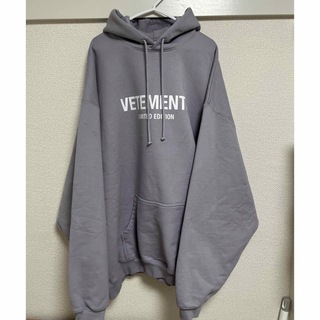 ヴェトモン(VETEMENTS)のVETEMENTS 23ss Limited Edition Logo パーカー(パーカー)