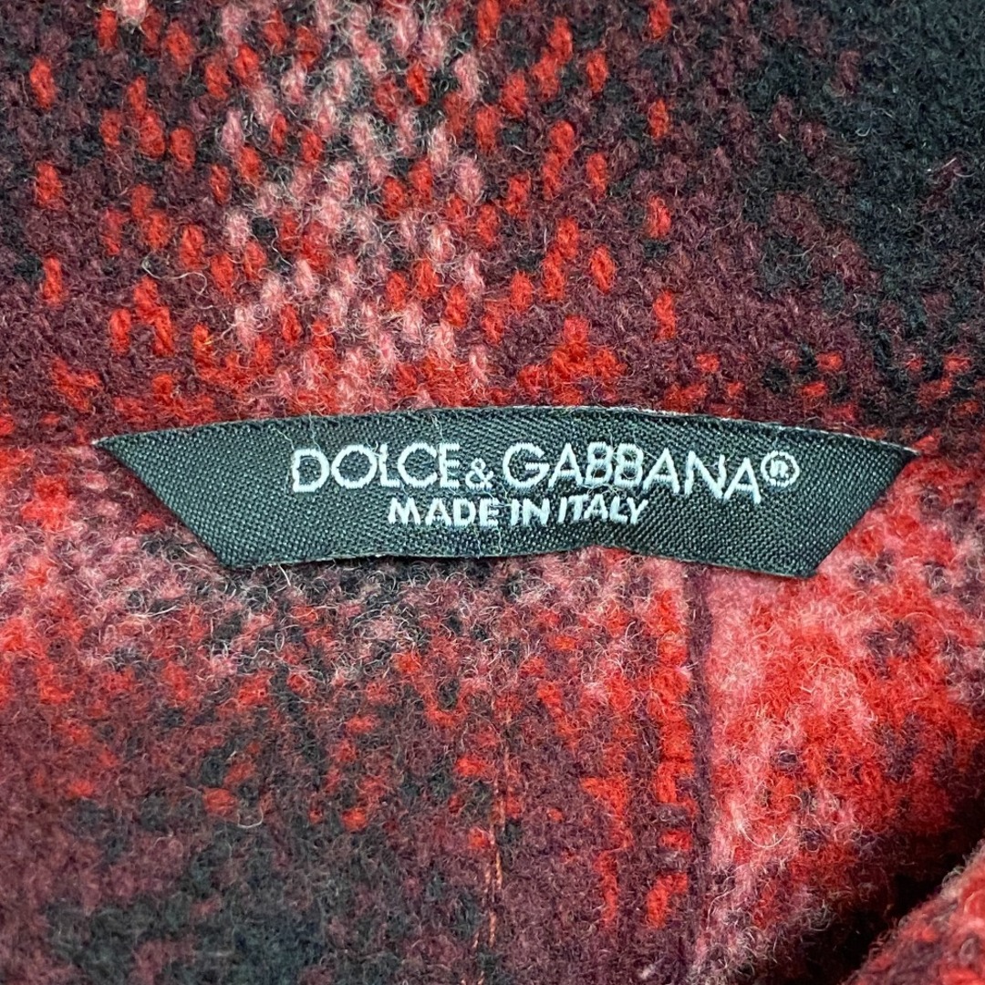 DOLCE&GABBANA(ドルチェアンドガッバーナ)のドルチェアンドガッバーナ DOLCE&GABBANA ピーコート
 レッド レディースのジャケット/アウター(ピーコート)の商品写真