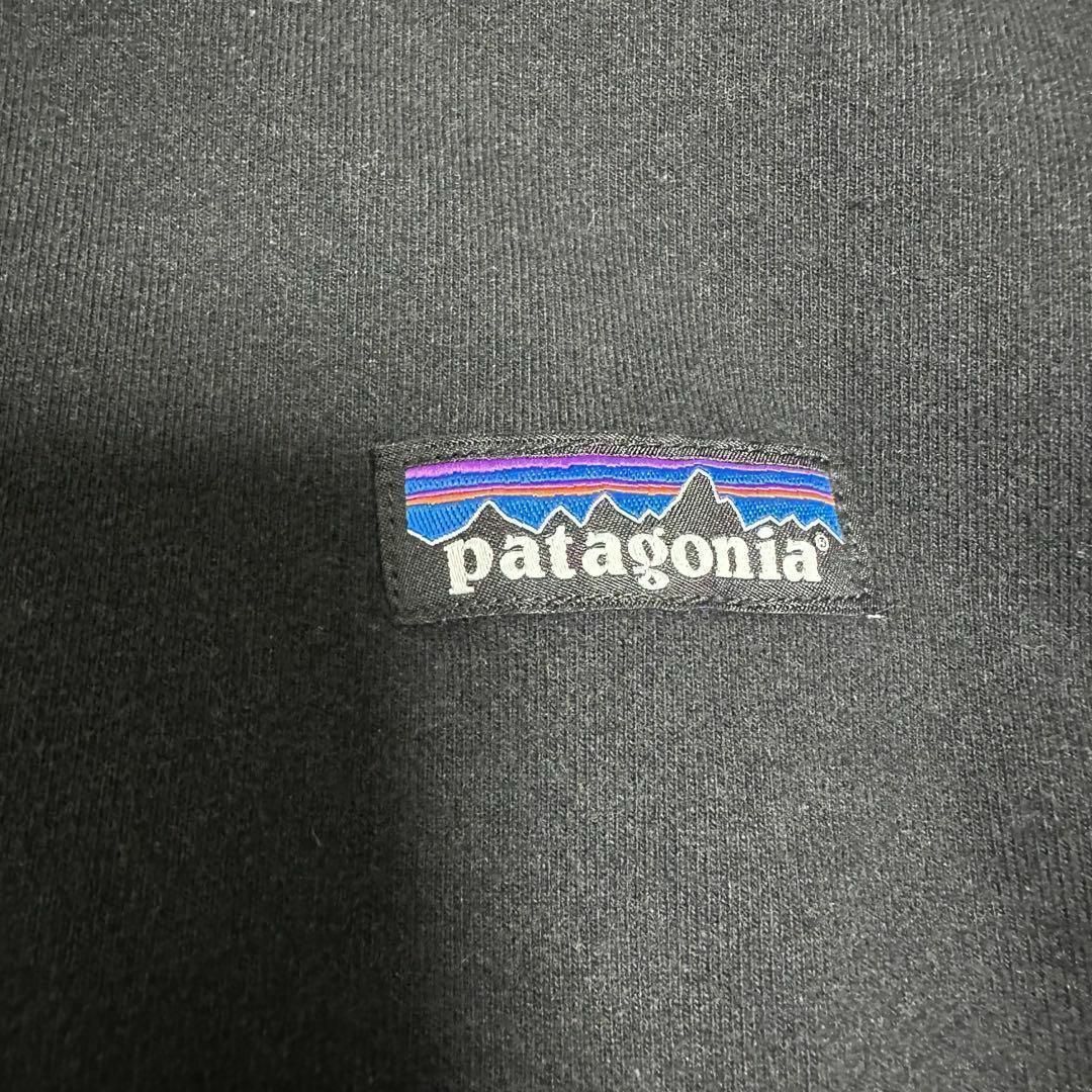 patagonia(パタゴニア)の【定番人気】patagonia パタゴニア パーカー 刺繍ロゴ ワンポイントロゴ メンズのトップス(パーカー)の商品写真