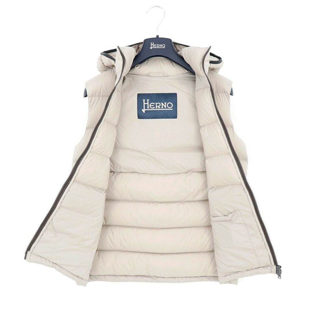 HERNO - ヘルノ ダウンベスト #52サイズ ベージュ スーパー HERNO - ヘルノ ダウンベスト #52サイズ ベージュ スーパー