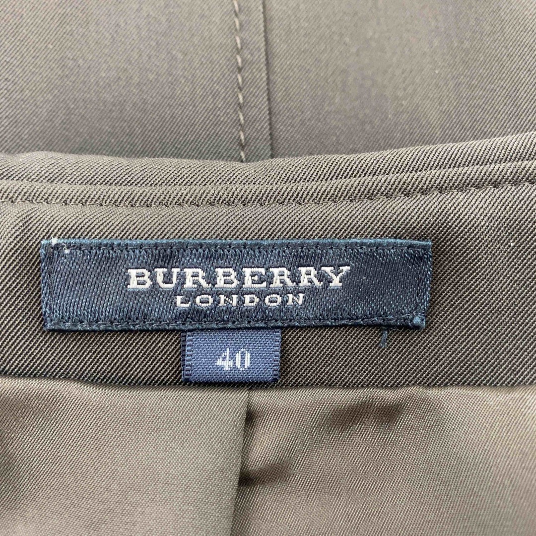 BURBERRY(バーバリー)のBURBERRYLONDON レディース バーバリー ロンドン　ひざ丈 レディースのスカート(ひざ丈スカート)の商品写真