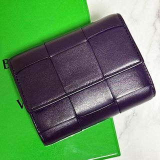 ボッテガヴェネタ(Bottega Veneta)の現行モデル✨RFID搭載　BOTTEGA　三つ折り財布　マキシイントレチャート(財布)