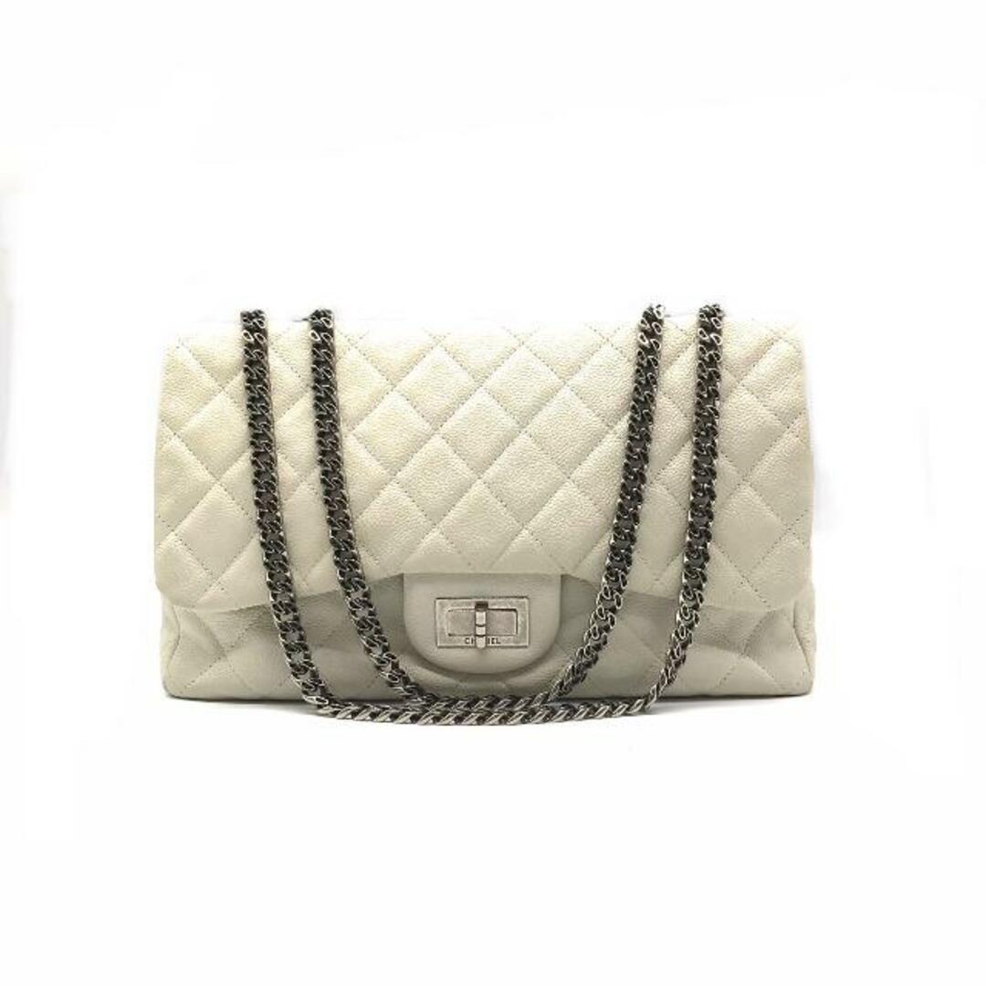 CHANEL(シャネル)の良品 CHANEL シャネル 2.55 キャビアスキン ターンロック チェーン ショルダー バッグ ホワイト a984 レディースのバッグ(ハンドバッグ)の商品写真