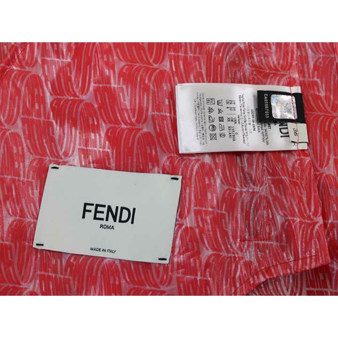 FENDI(フェンディ)の◇FENDI/フェンディ◇2019年製/roma amor/ロゴシアーパーカーフードジャケット/FJ6656・A8ET/総柄/ジップアップ/プリント/シースルー/羽織/アウター/長袖 レッド/赤 レディース メンズ 36【中古】春夏 514022 otr レディースのトップス(パーカー)の商品写真