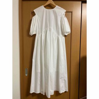 ダブルクローゼット(w closet)のショルダースリットパフスリーブワンピース(ロングワンピース/マキシワンピース)