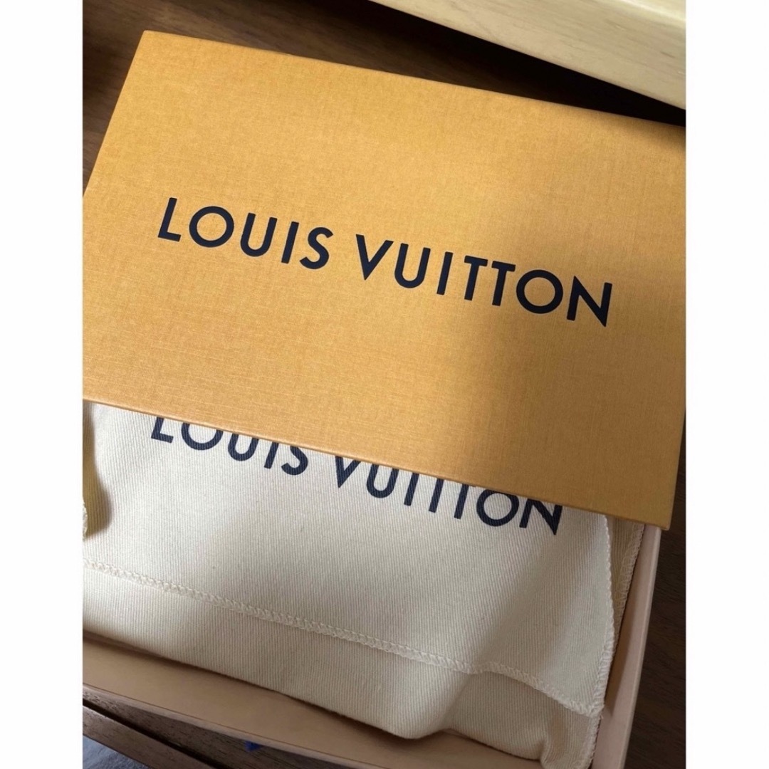 LOUIS VUITTON(ルイヴィトン)のルイヴィトン　LOUIS VUITTON 財布　長財布　ポルトフォイユサラ レディースのファッション小物(財布)の商品写真