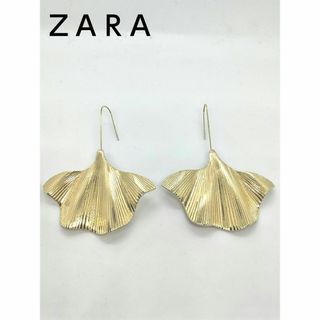 ザラ(ZARA)の美品!ZARAゴールドピアス/イチョウ(ピアス)