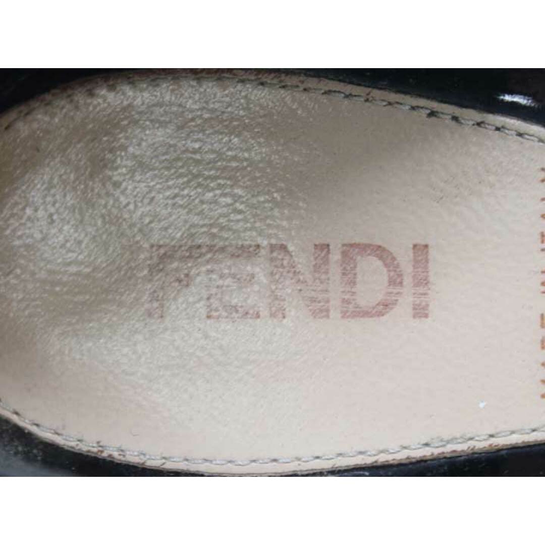 FENDI(フェンディ)の◇FENDI/フェンディ◇スタッズリボンエナメルパンプス/シューズ/靴 ブラック/黒 レディース 37【中古】春夏秋冬 024032 レディースの靴/シューズ(その他)の商品写真