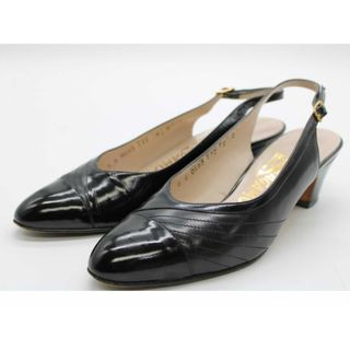 フェラガモ(Ferragamo)の▲Salvatore Ferragamo/サルヴァトーレ フェラガモ▲バックストラップパンプス/シューズ/靴/ ブラック/黒 レディース 7D 【中古】春夏 603032(その他)