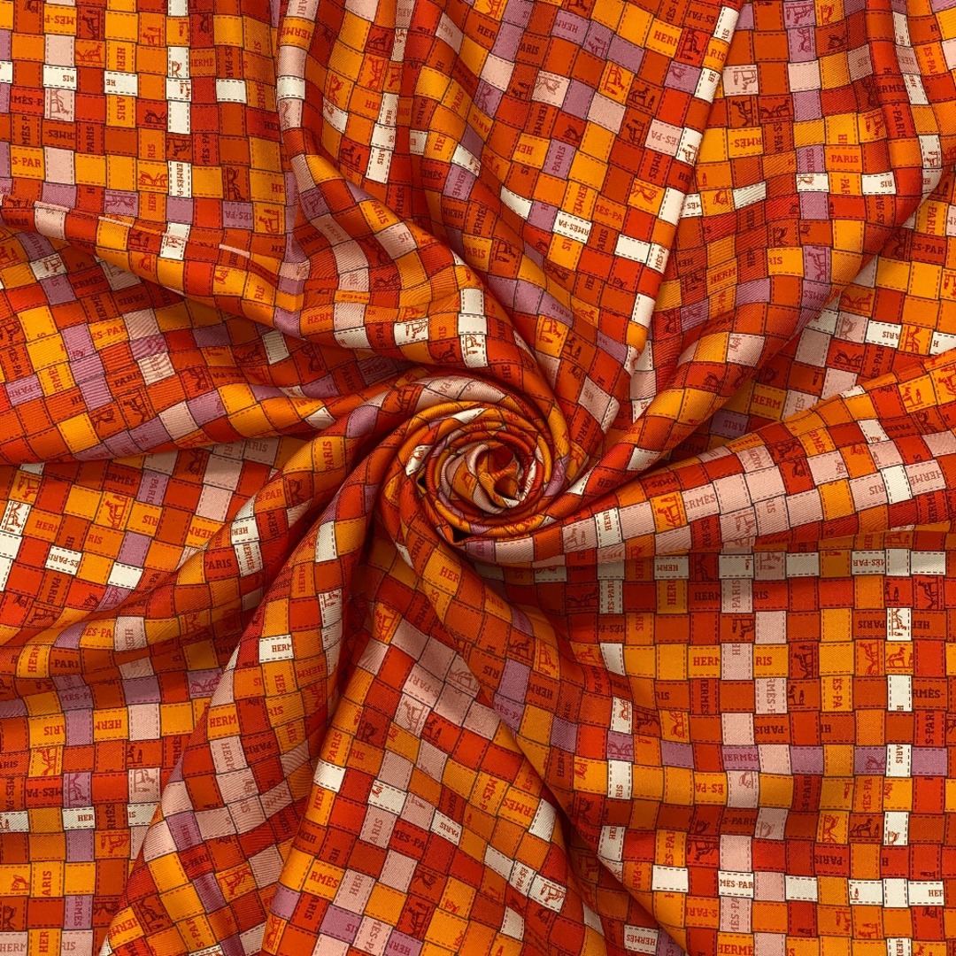 Hermes(エルメス)のエルメス HERMES スカーフ
 BOLDUC AU CARRE ボルデュックチェック カレ90 オレンジ レディースのファッション小物(バンダナ/スカーフ)の商品写真