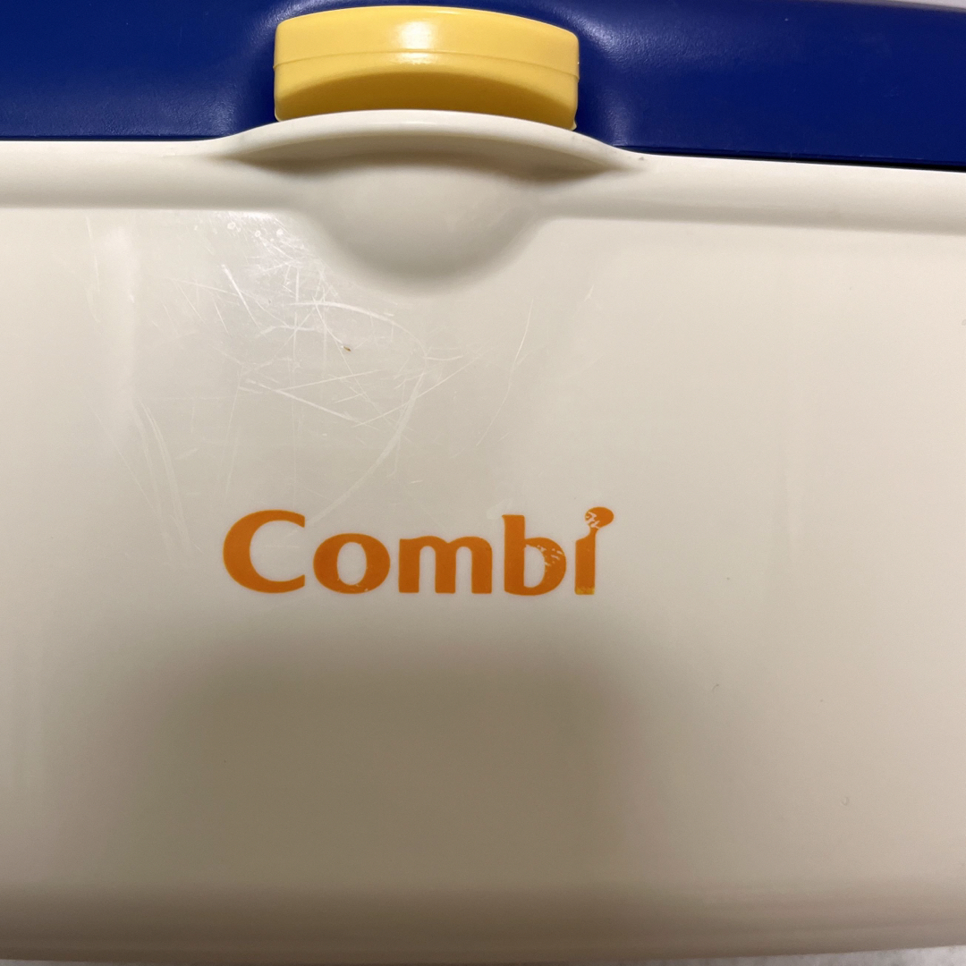 combi(コンビ)のおしりふきあたため器 キッズ/ベビー/マタニティのおむつ/トイレ用品(ベビーおしりふき)の商品写真