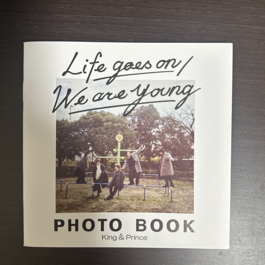 King & Prince(キングアンドプリンス)のking＆prince Life goes on/we are young エンタメ/ホビーのDVD/ブルーレイ(アイドル)の商品写真