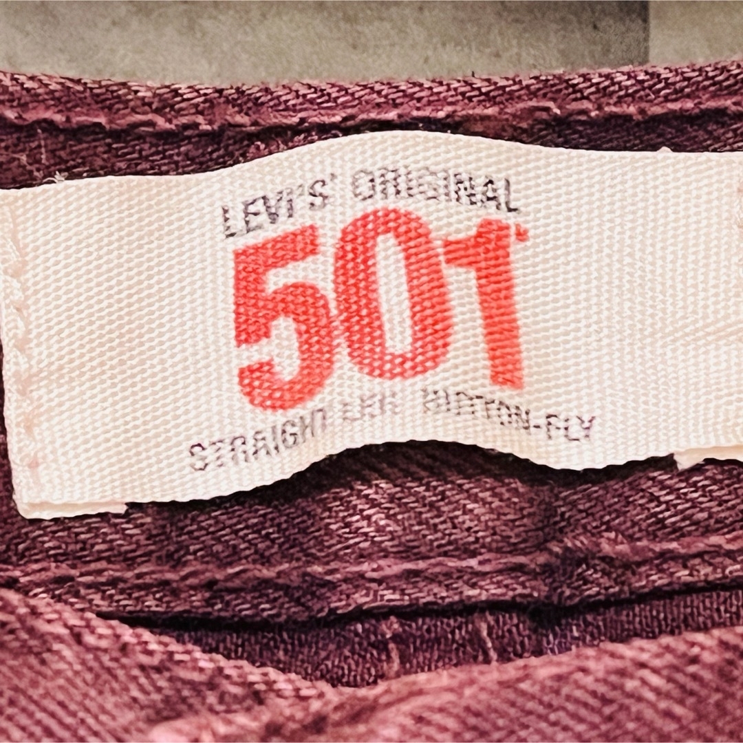 Levi's(リーバイス)の【美品】リーバイス501デニムパンツ　W32  ボタンフライ　ワインレッド メンズのパンツ(デニム/ジーンズ)の商品写真