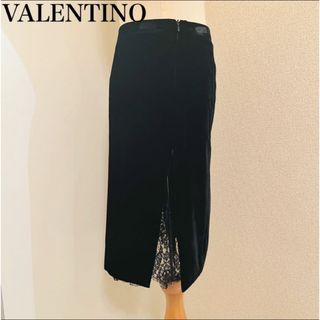 ヴァレンティノ(VALENTINO)のスカート　膝丈スカート　タイトスカート　レース　ヴァレンティノ　ブラック　(ひざ丈スカート)