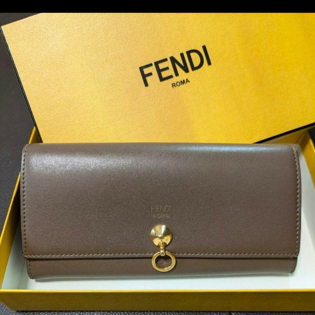 FENDI(フェンディ)のFENDI　バイザウェイ　最終　イタリア製　財布　使用僅か美品　目黒蓮 レディースのファッション小物(財布)の商品写真