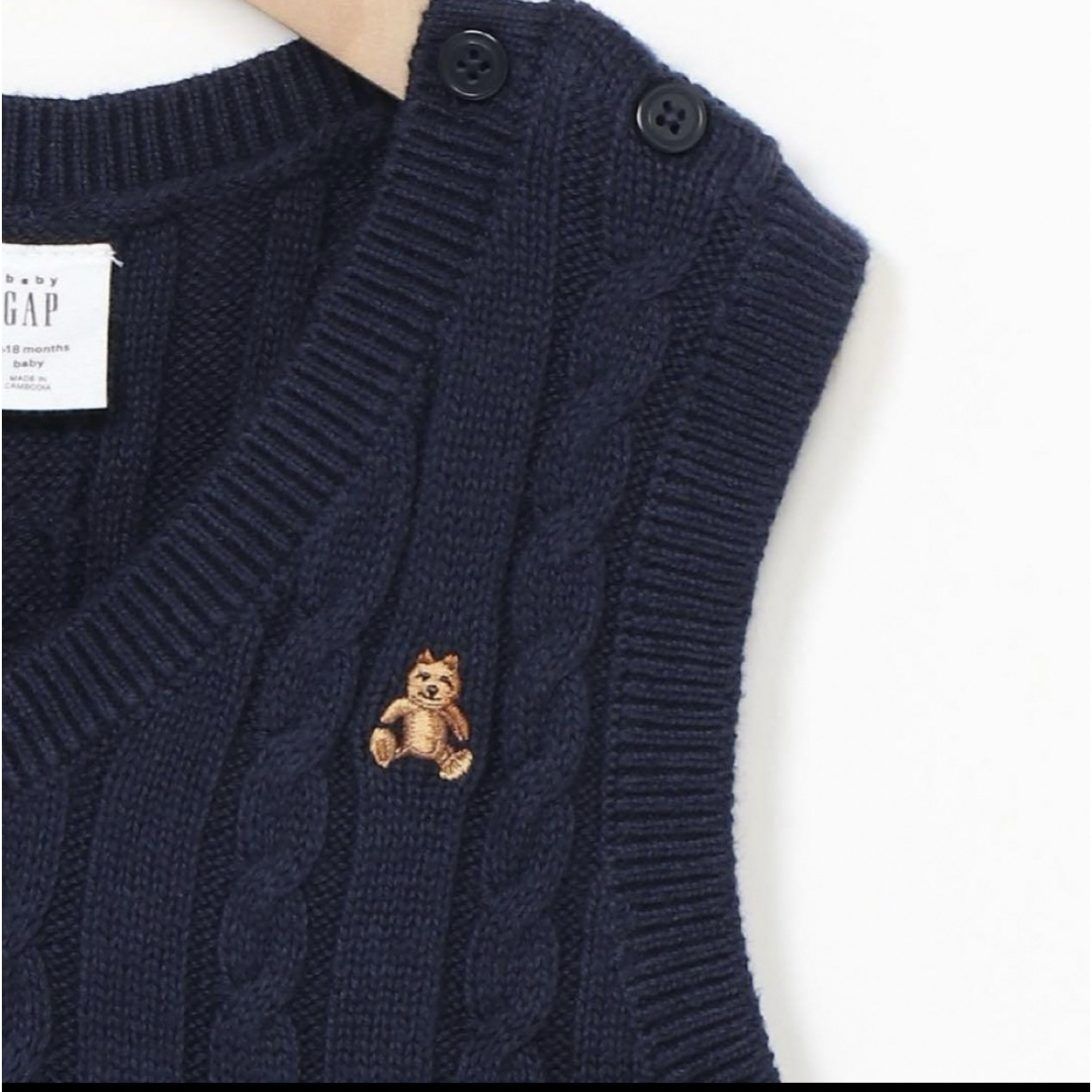 babyGAP(ベビーギャップ)のbabyGAP セーターベスト サイズ80 ネイビー キッズ/ベビー/マタニティのベビー服(~85cm)(ニット/セーター)の商品写真