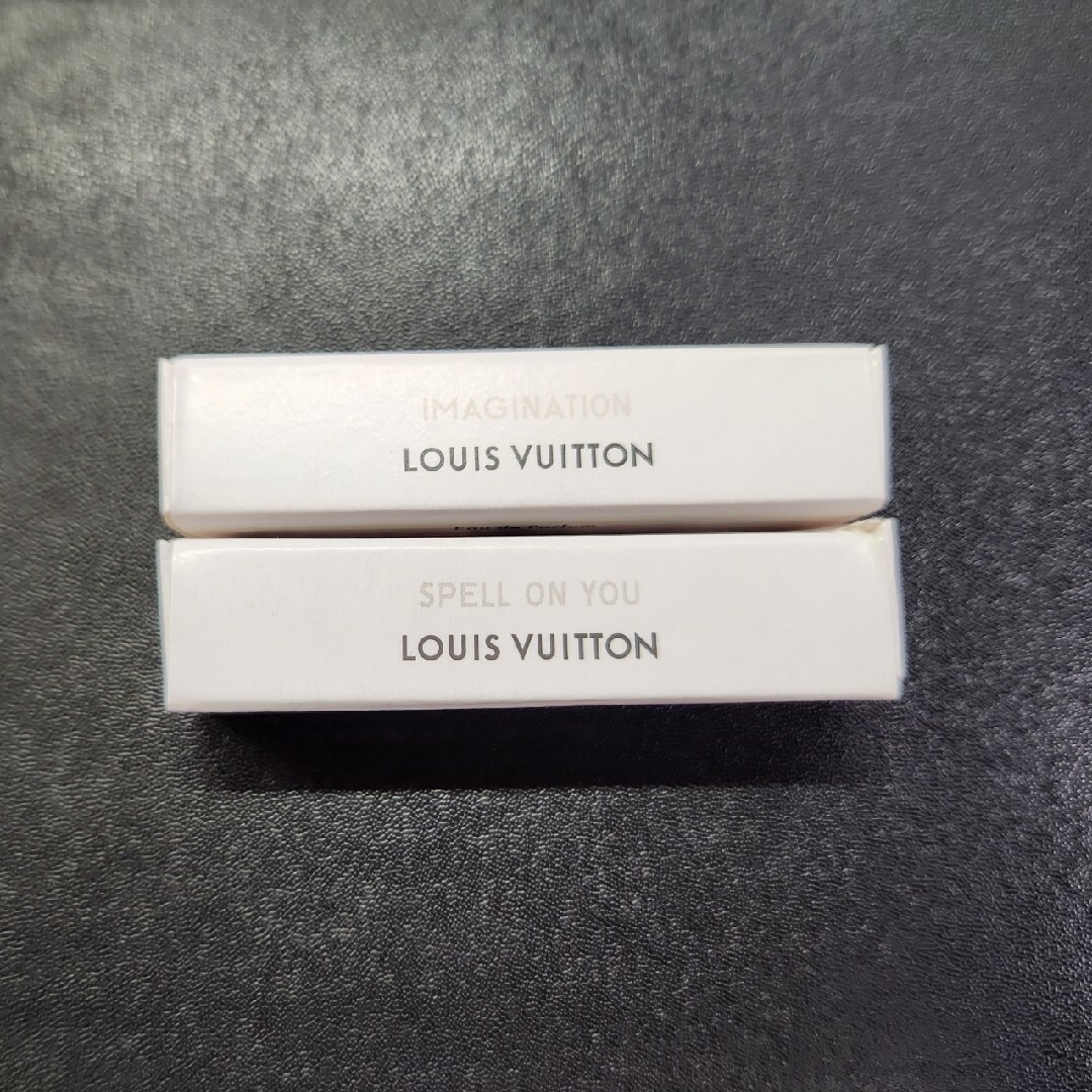 LOUIS VUITTON(ルイヴィトン)の未開封 ルイヴィトン 香水サンプル2ml×2個 コスメ/美容のキット/セット(サンプル/トライアルキット)の商品写真