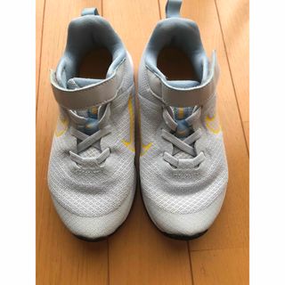 ナイキ(NIKE)のNIKEナイキスニーカー⭐︎18センチ水色⭐︎(スニーカー)