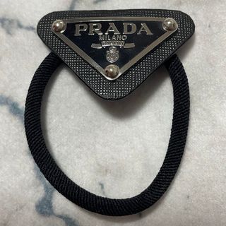 PRADA - 未使用新品！プラダPRADAのシュシュ の通販 by もも's shop ...